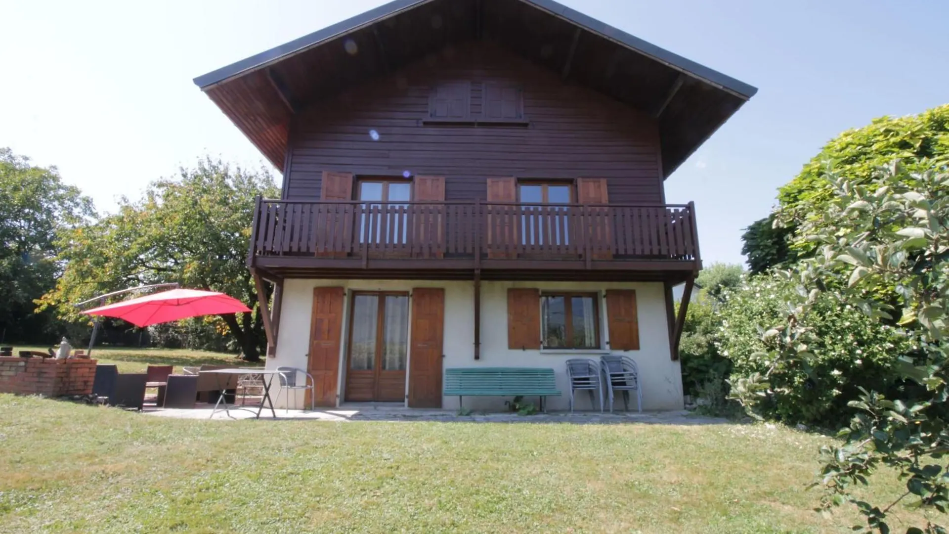 Comfortable Family Chalet 5 Min Drive From The Lake Viviers-du-Lac